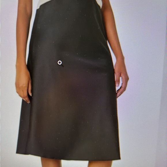 The Drop Silky Slip Skirt - NWOT - Elegant Black Satin Skirt - Size M - Picture 2 of 9